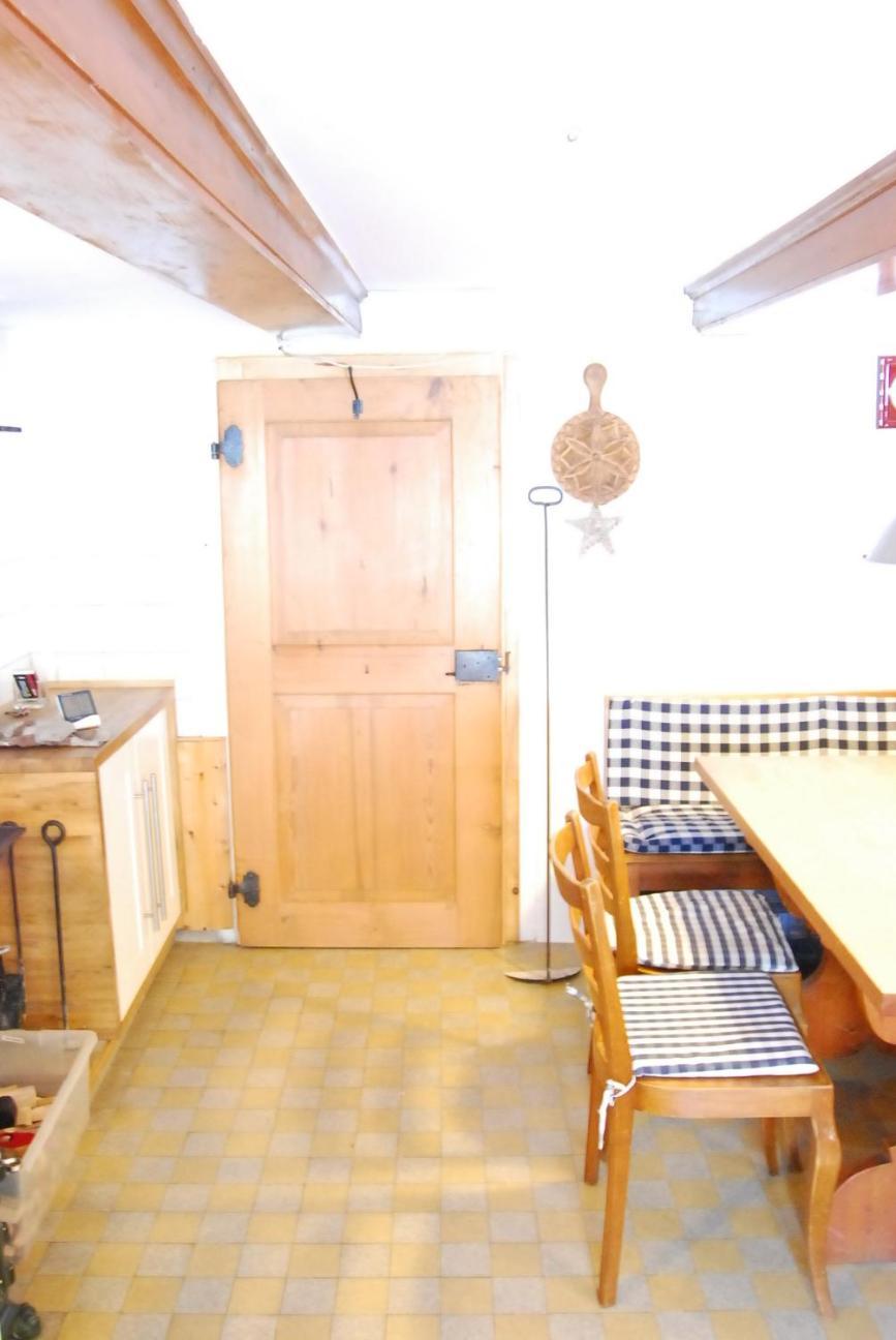 Holiday home Bergbauernhaus An Wasserfall Und Waldrand Schwandi