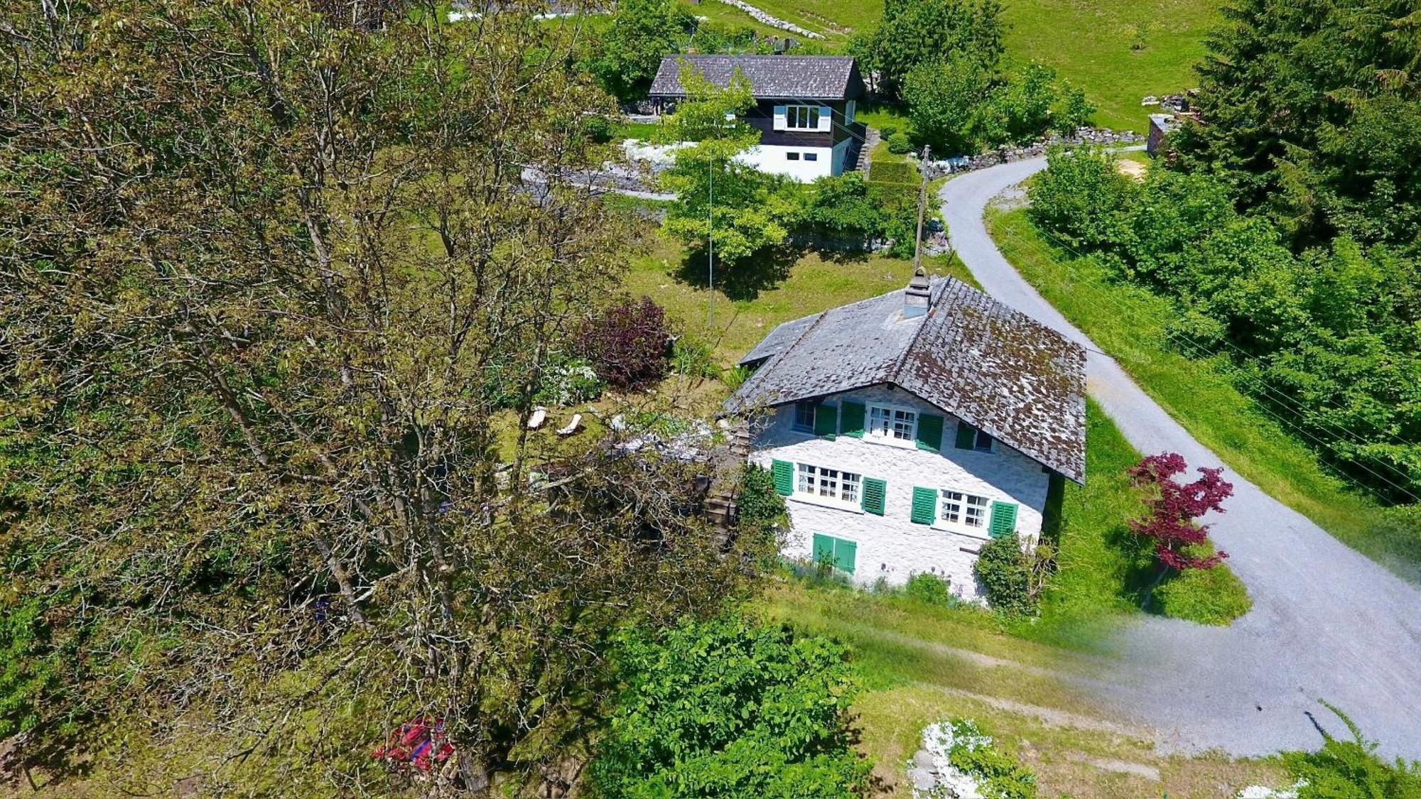Bergbauernhaus An Wasserfall Und Waldrand Vakantiehuis